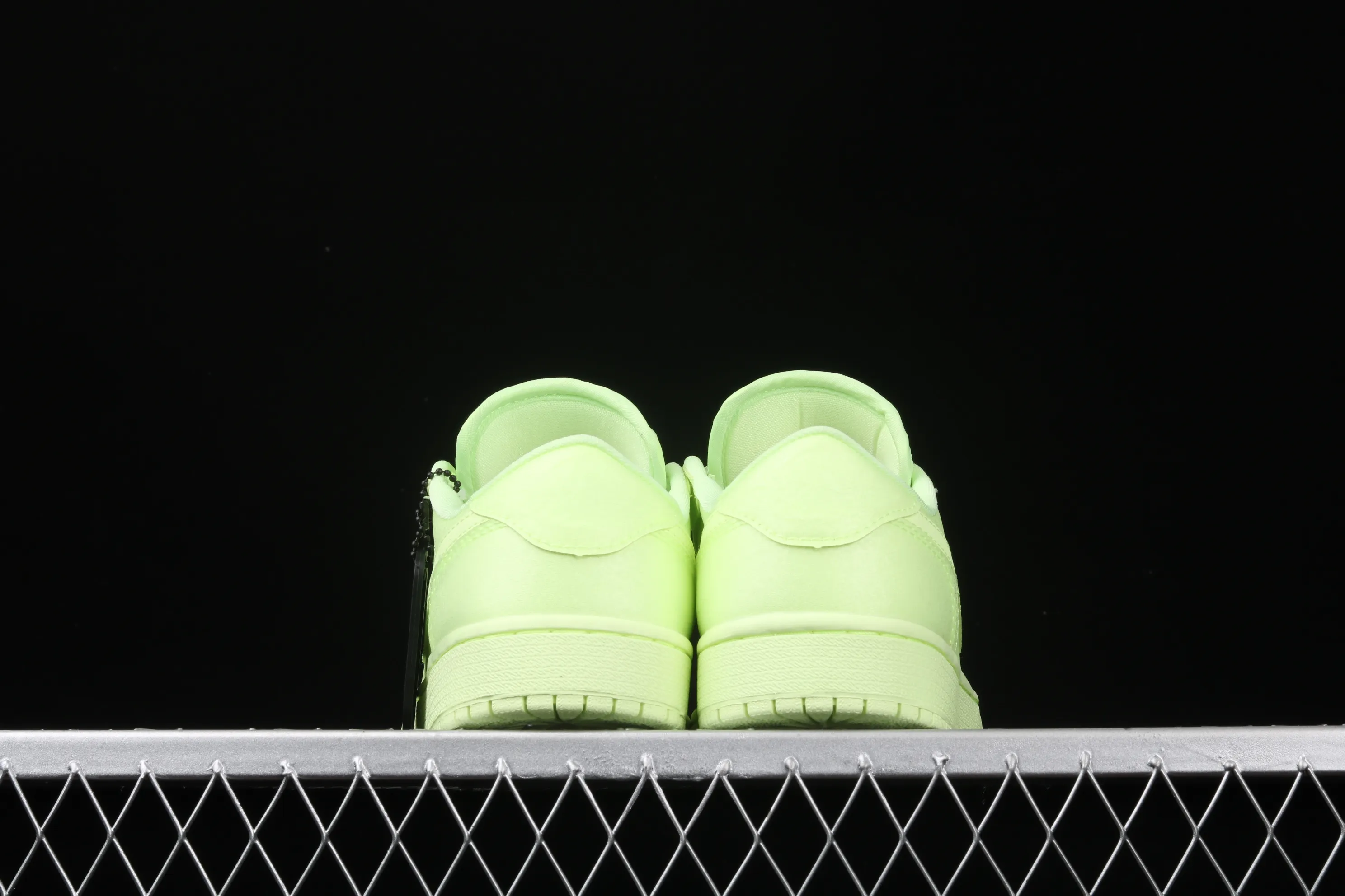 All categories Air Jordan Jordan series basketball shoes Air Jordan 1 Low Air Jordan 1 Ret Hi Prem AJ1 Joe 1 lemon yellow starry low-top basketball shoes CJ7891-700